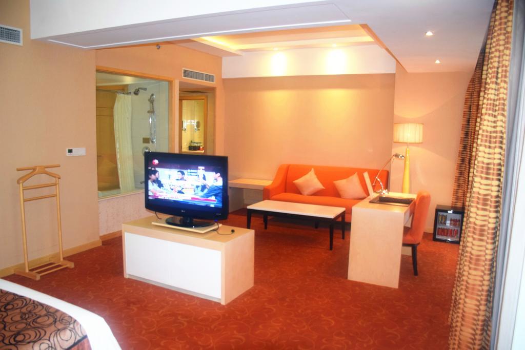 Puxi New Century Hotel Шанхай Экстерьер фото