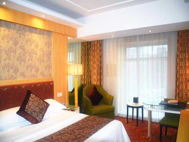 Puxi New Century Hotel Шанхай Экстерьер фото